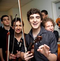 הפילהרמונית הצעירה בקונצרט חגיגי בתל אביב, התזמורת הפילהרמונית הישראלית הצעירה